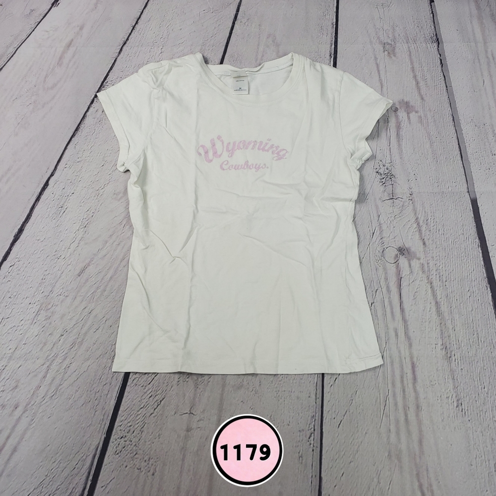 QH Girls Medium White Tee – Casual Everyday Short Sleeve Shirt